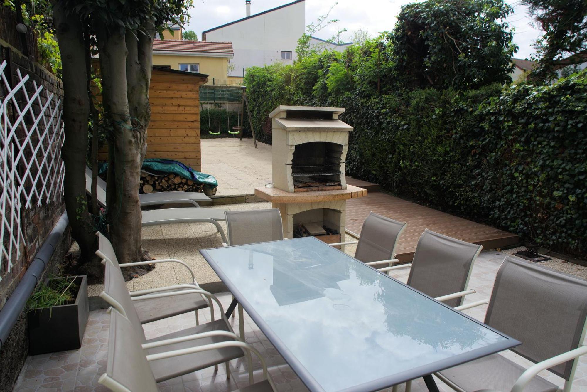 Maison De Charme Avec Jardin A 10Mn De Paris Nanterre Exterior foto